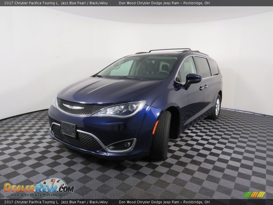 2017 Chrysler Pacifica Touring L Jazz Blue Pearl / Black/Alloy Photo #8