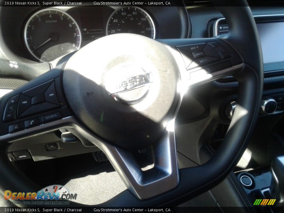 2019 Nissan Kicks S Super Black / Charcoal Photo #9