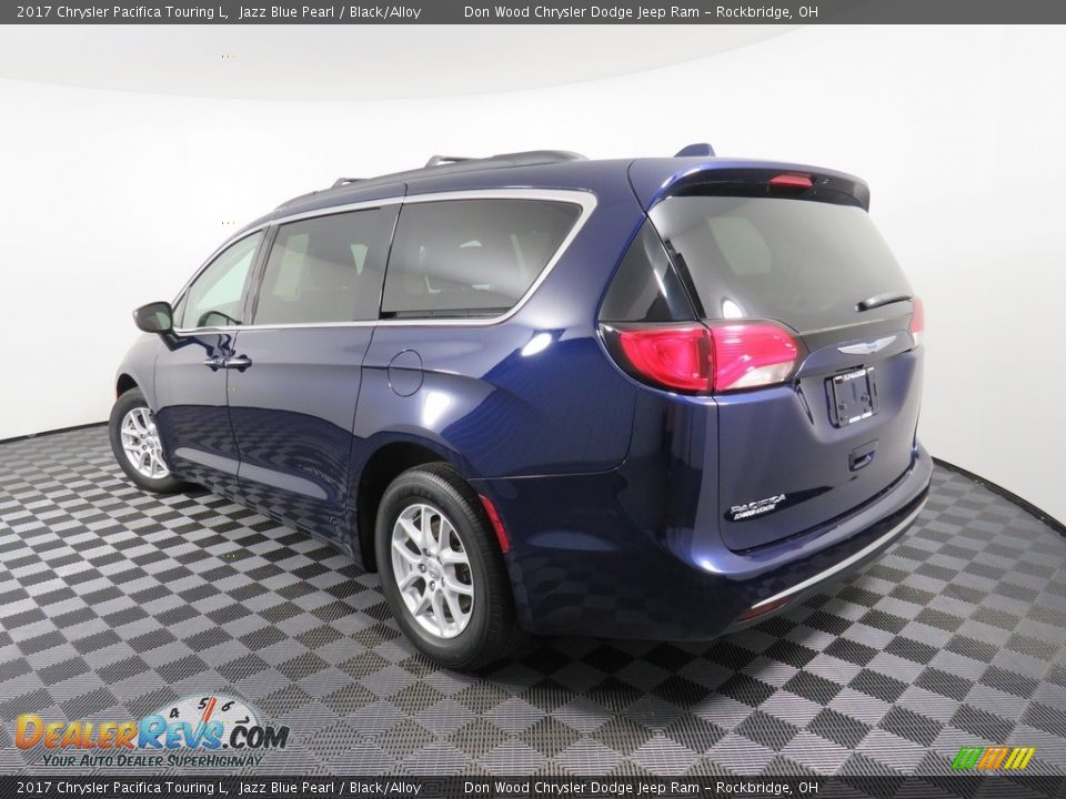2017 Chrysler Pacifica Touring L Jazz Blue Pearl / Black/Alloy Photo #11
