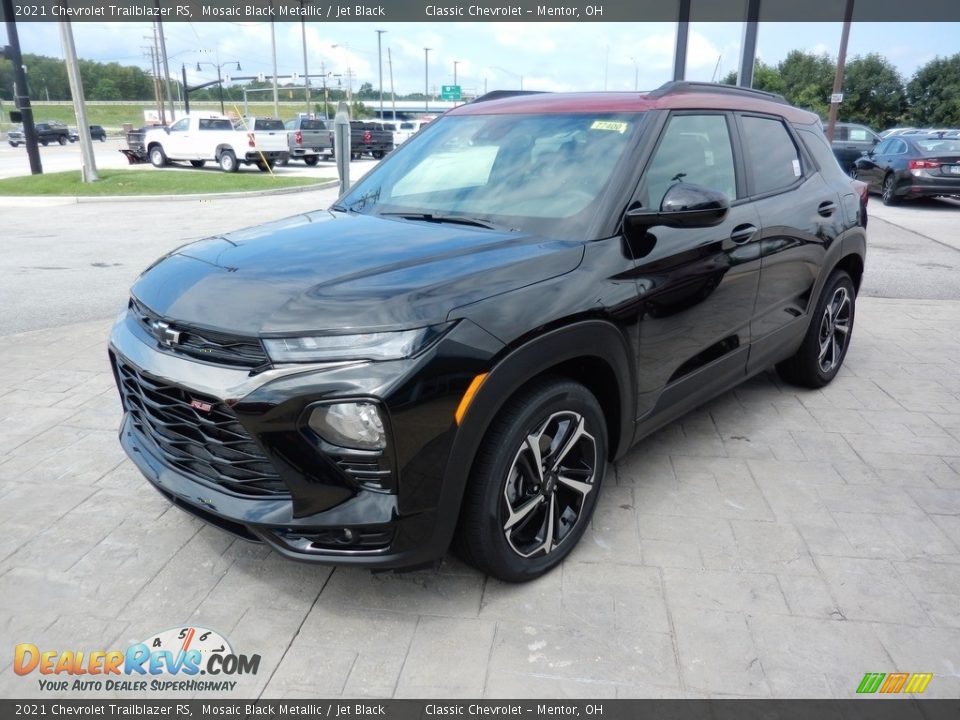 Front 3/4 View of 2021 Chevrolet Trailblazer RS Photo #1