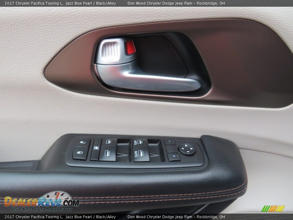 2017 Chrysler Pacifica Touring L Jazz Blue Pearl / Black/Alloy Photo #20