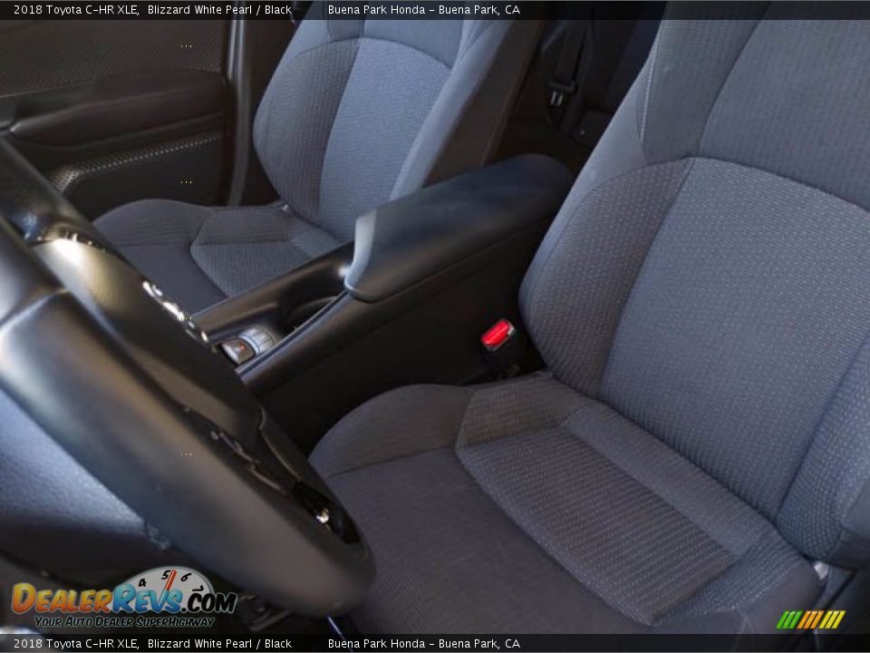 2018 Toyota C-HR XLE Blizzard White Pearl / Black Photo #18