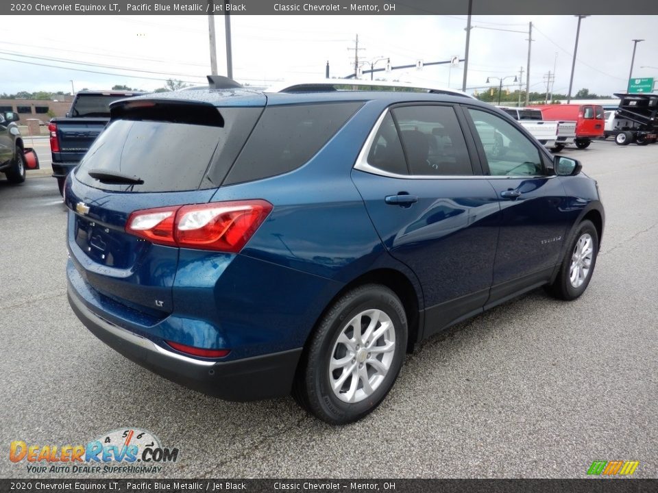 2020 Chevrolet Equinox LT Pacific Blue Metallic / Jet Black Photo #4