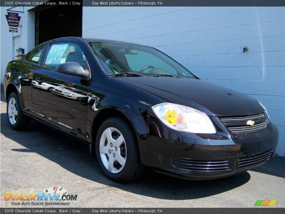 2005 Chevrolet Cobalt Coupe Black / Gray Photo #9