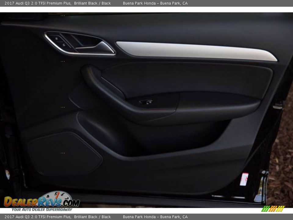 2017 Audi Q3 2.0 TFSI Premium Plus Brilliant Black / Black Photo #32