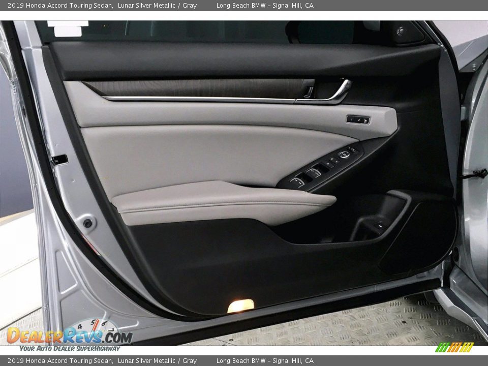 Door Panel of 2019 Honda Accord Touring Sedan Photo #23