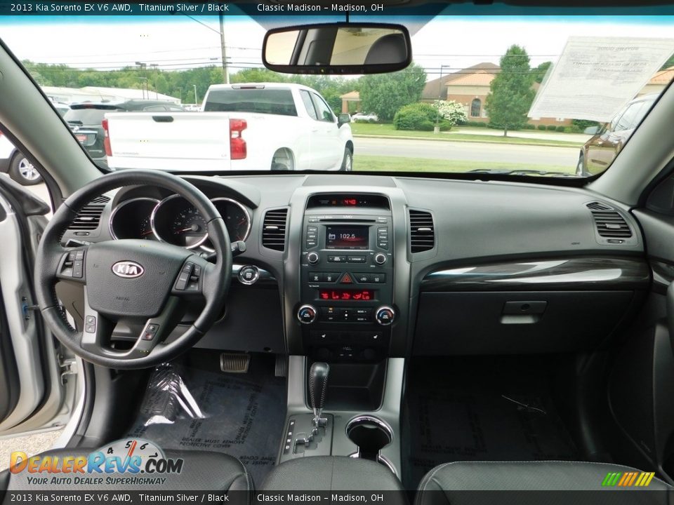 Black Interior - 2013 Kia Sorento EX V6 AWD Photo #13