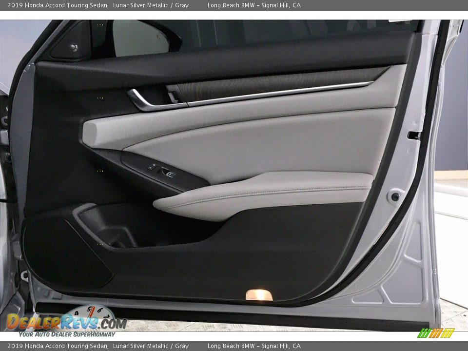 Door Panel of 2019 Honda Accord Touring Sedan Photo #24