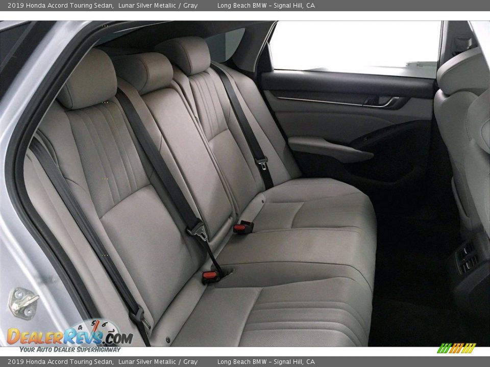 Rear Seat of 2019 Honda Accord Touring Sedan Photo #29