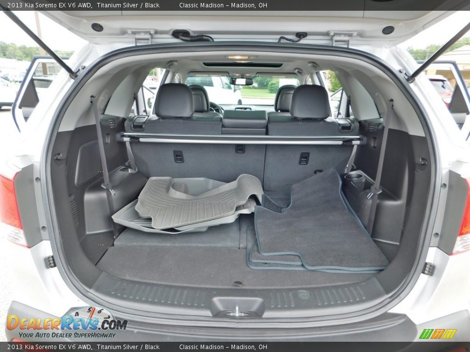 2013 Kia Sorento EX V6 AWD Trunk Photo #24