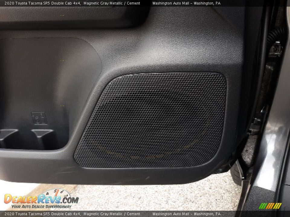 2020 Toyota Tacoma SR5 Double Cab 4x4 Magnetic Gray Metallic / Cement Photo #9