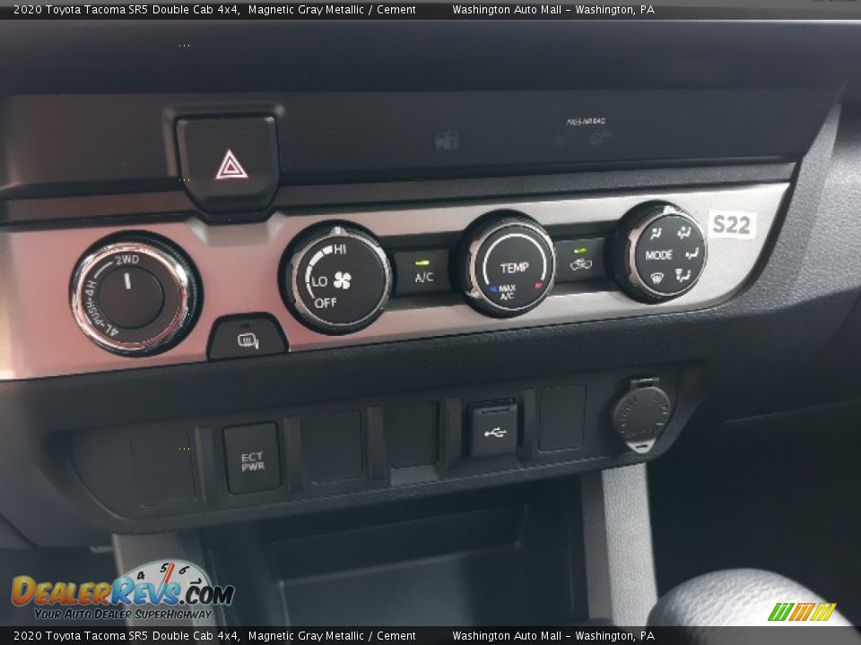 2020 Toyota Tacoma SR5 Double Cab 4x4 Magnetic Gray Metallic / Cement Photo #14