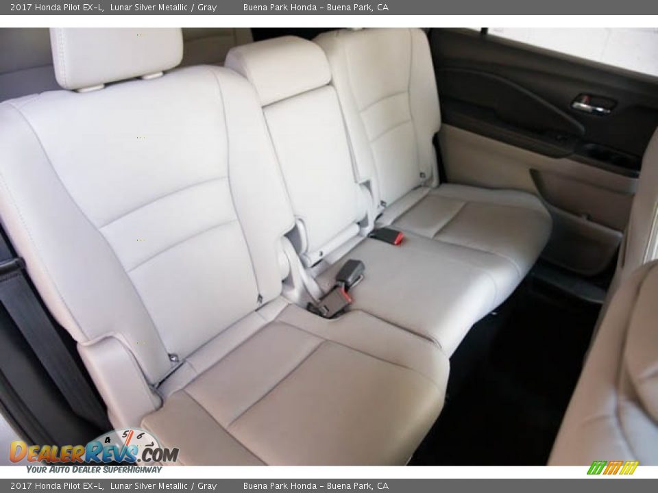 2017 Honda Pilot EX-L Lunar Silver Metallic / Gray Photo #23