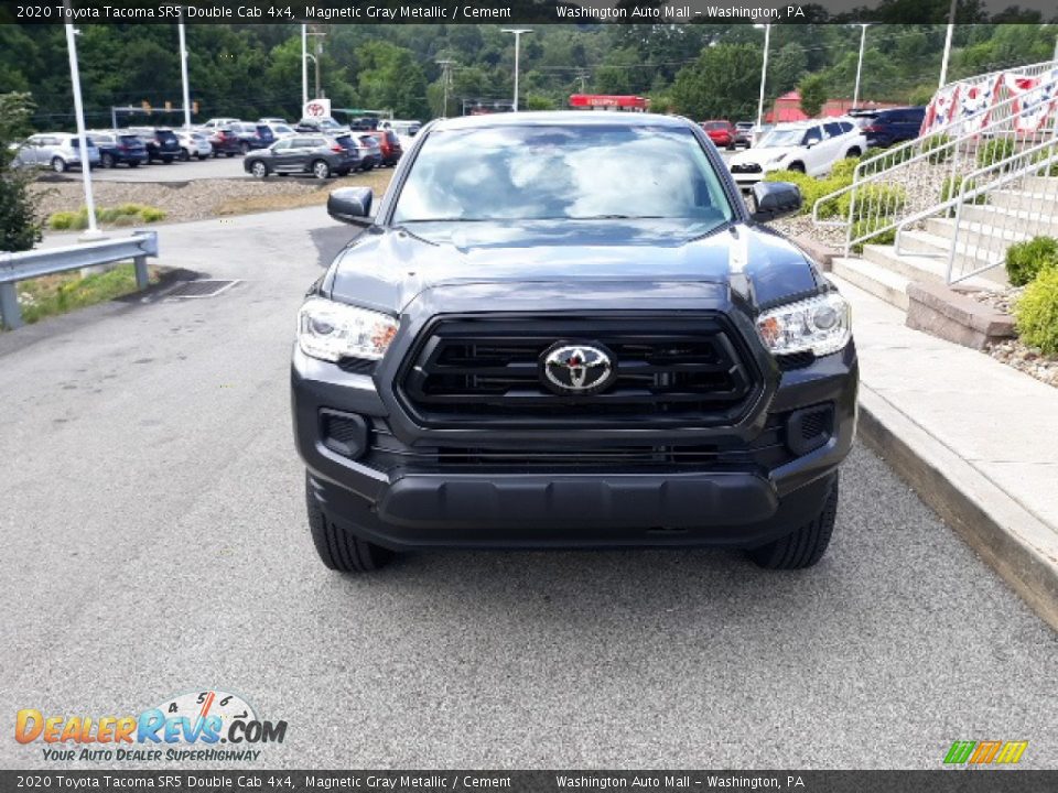 2020 Toyota Tacoma SR5 Double Cab 4x4 Magnetic Gray Metallic / Cement Photo #32