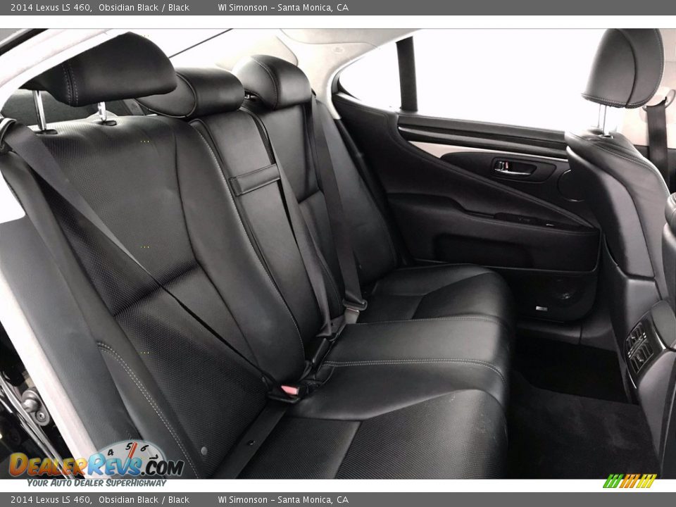 Rear Seat of 2014 Lexus LS 460 Photo #13
