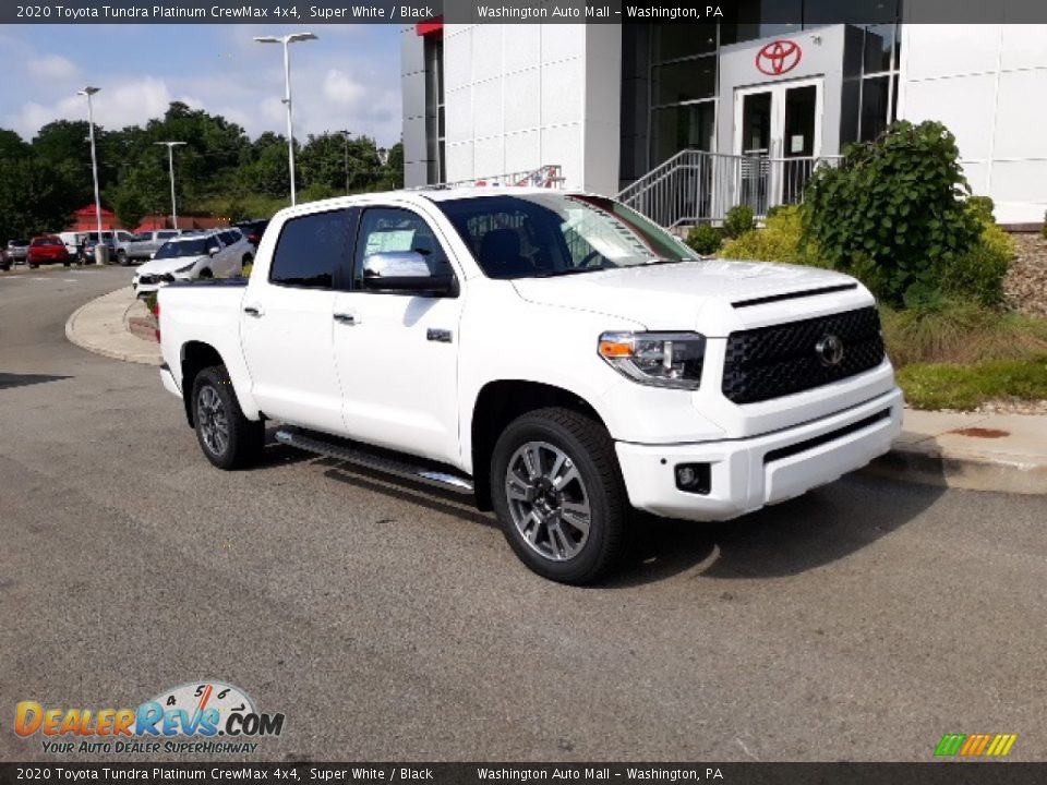 Front 3/4 View of 2020 Toyota Tundra Platinum CrewMax 4x4 Photo #36