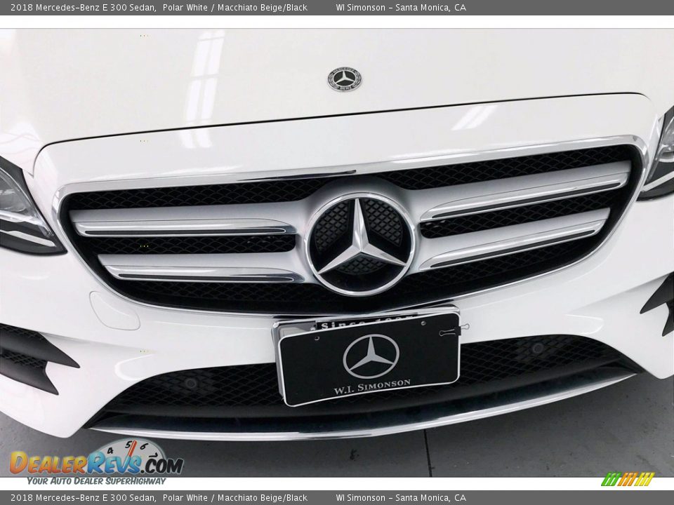2018 Mercedes-Benz E 300 Sedan Polar White / Macchiato Beige/Black Photo #33