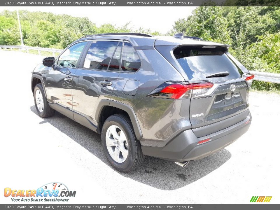 2020 Toyota RAV4 XLE AWD Magnetic Gray Metallic / Light Gray Photo #2