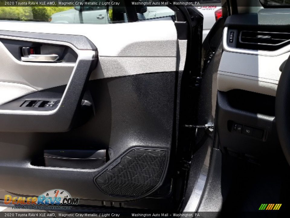 2020 Toyota RAV4 XLE AWD Magnetic Gray Metallic / Light Gray Photo #7
