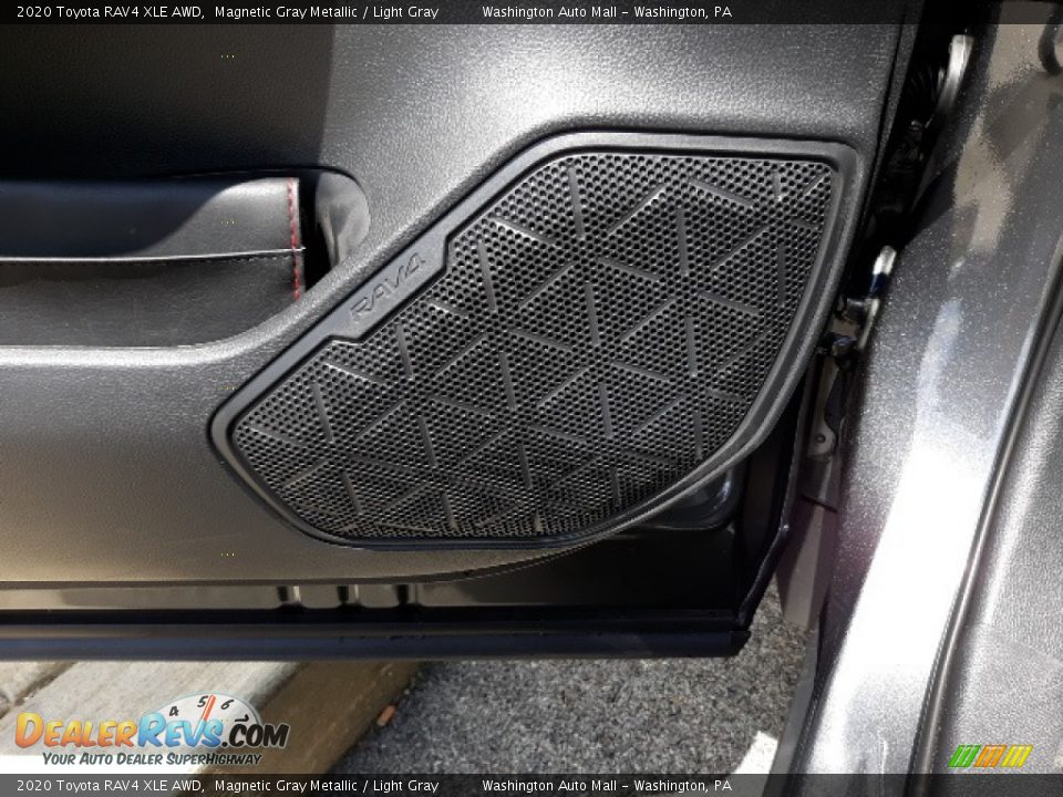 2020 Toyota RAV4 XLE AWD Magnetic Gray Metallic / Light Gray Photo #9