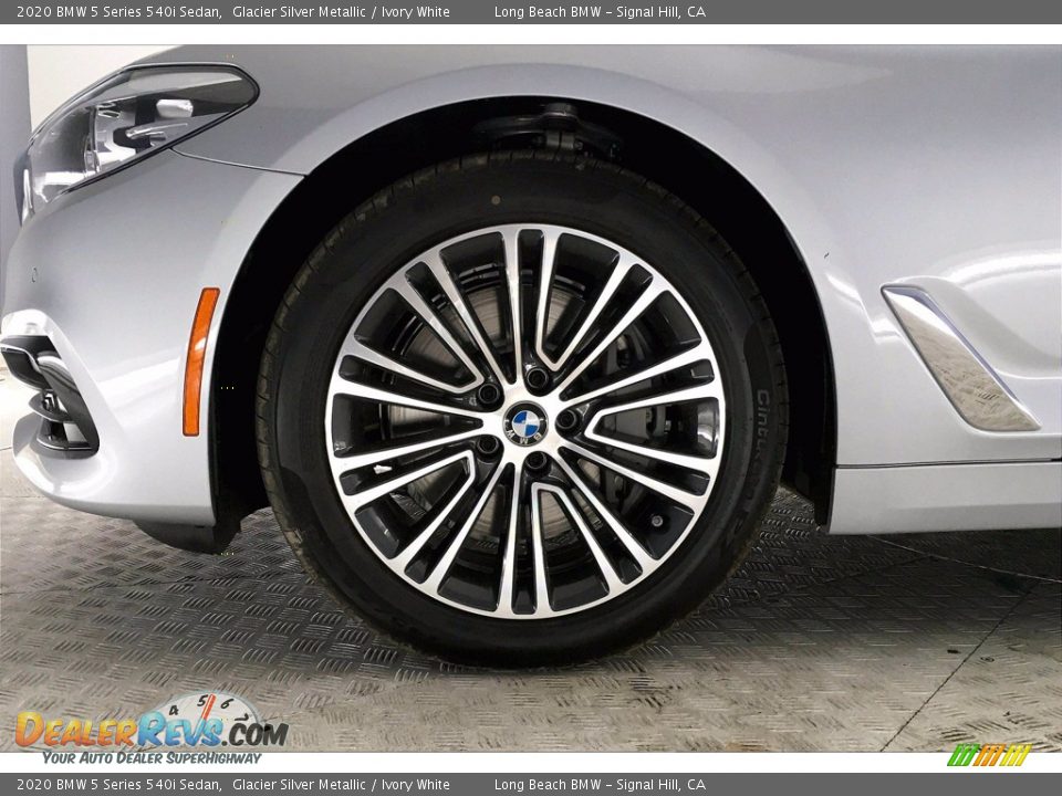 2020 BMW 5 Series 540i Sedan Wheel Photo #12