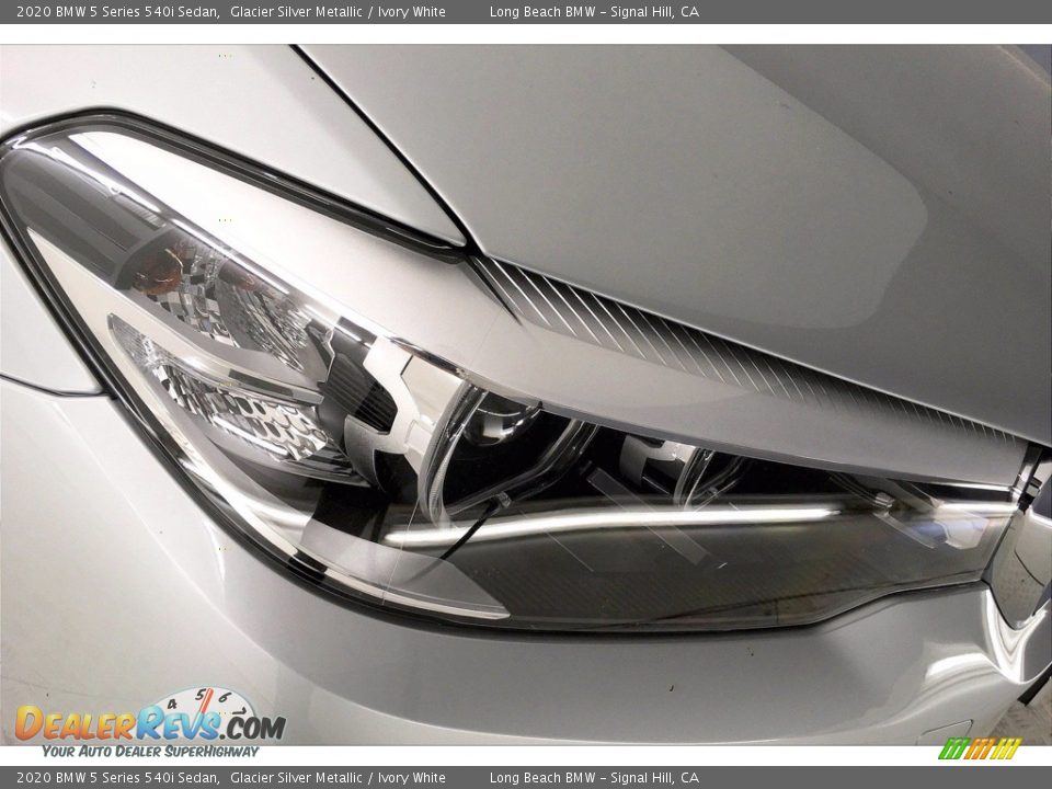 2020 BMW 5 Series 540i Sedan Glacier Silver Metallic / Ivory White Photo #14
