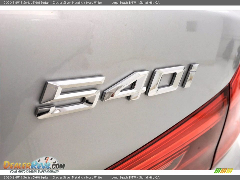 2020 BMW 5 Series 540i Sedan Glacier Silver Metallic / Ivory White Photo #16