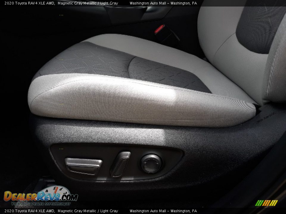 2020 Toyota RAV4 XLE AWD Magnetic Gray Metallic / Light Gray Photo #22