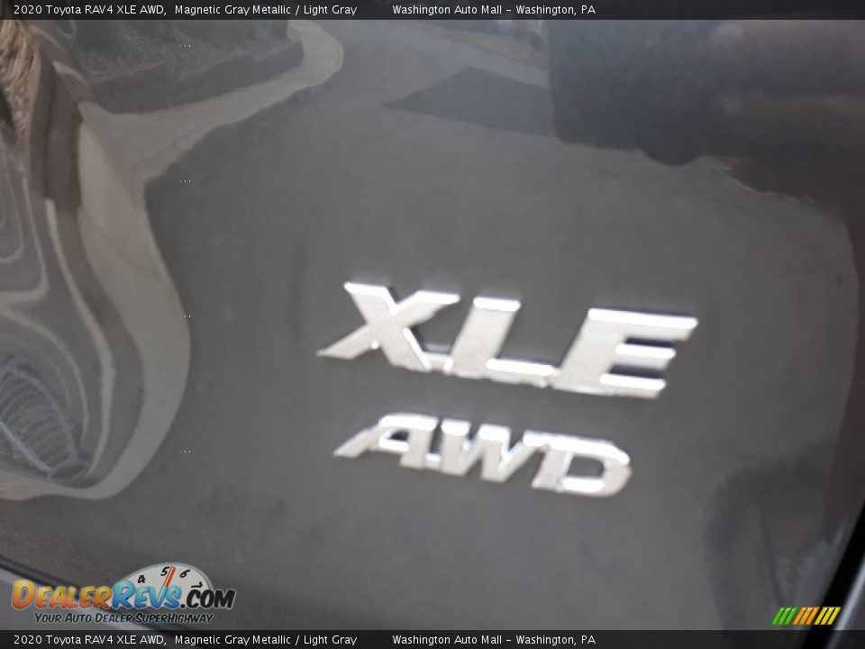 2020 Toyota RAV4 XLE AWD Magnetic Gray Metallic / Light Gray Photo #36