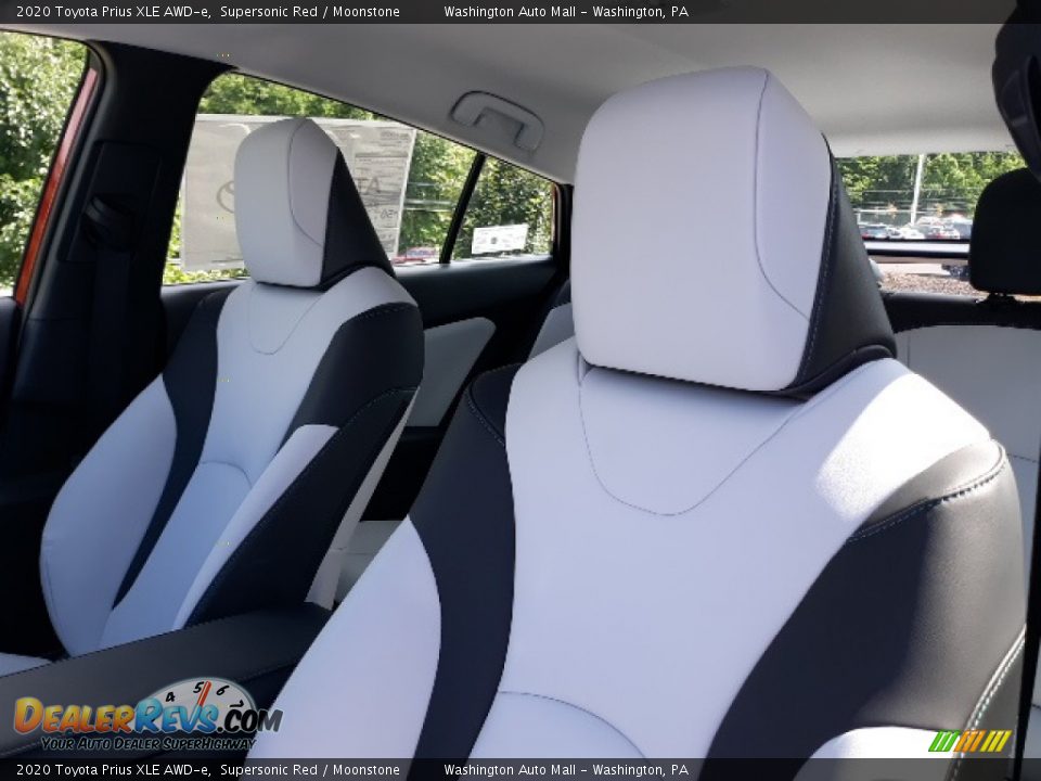2020 Toyota Prius XLE AWD-e Supersonic Red / Moonstone Photo #23