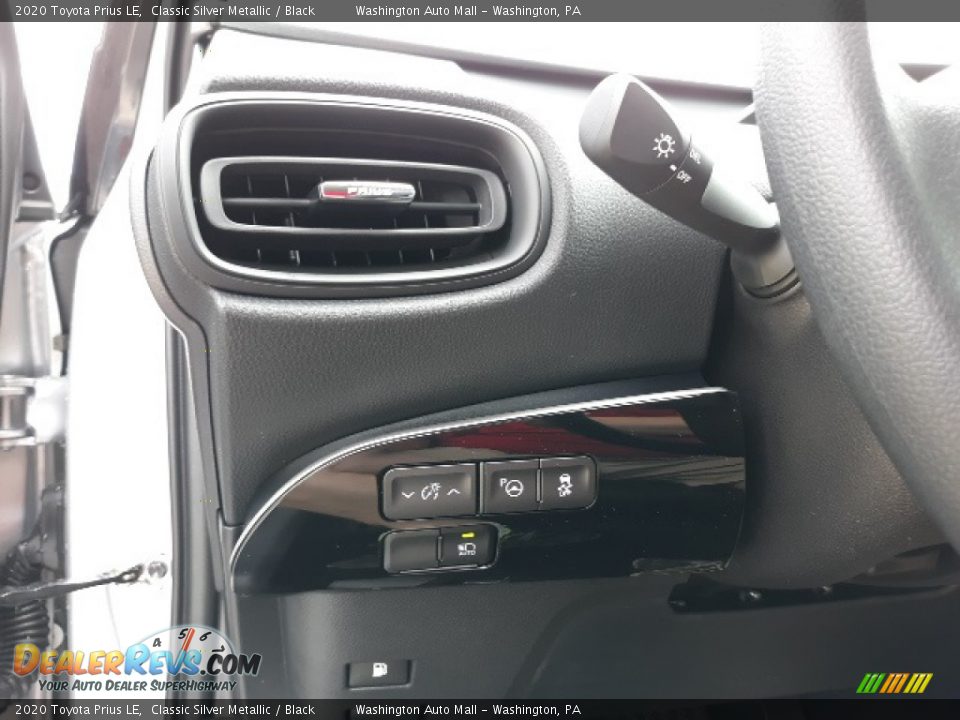 2020 Toyota Prius LE Classic Silver Metallic / Black Photo #11