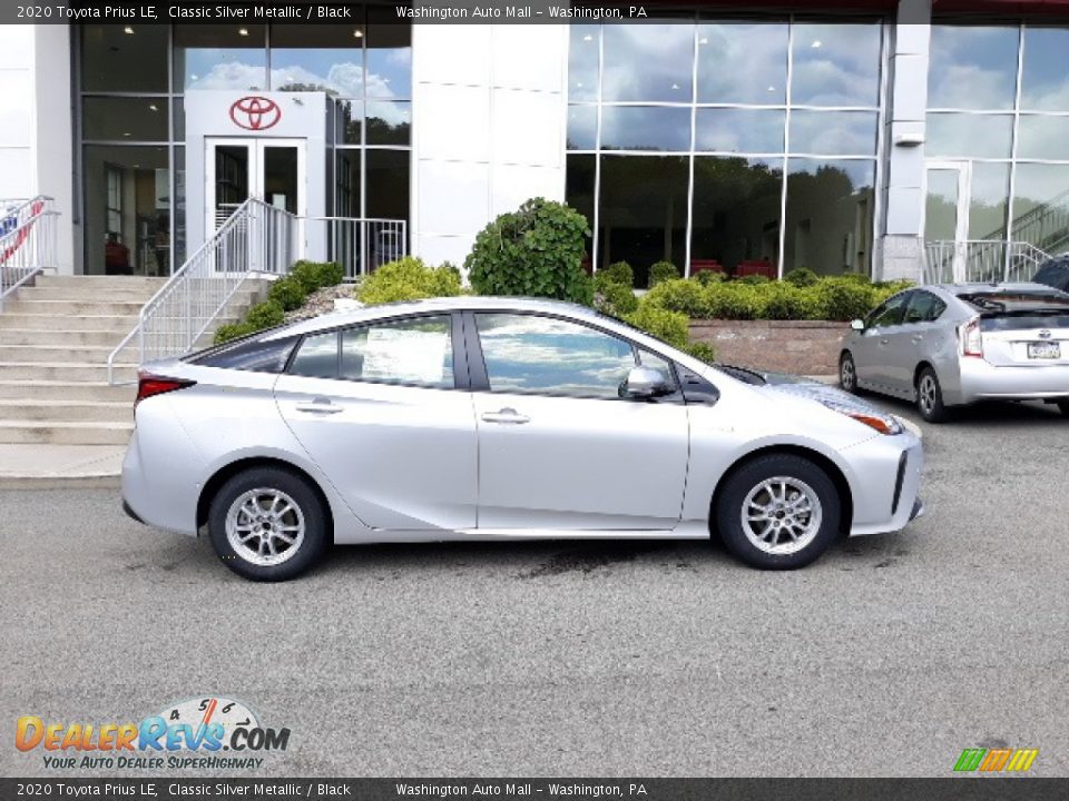 Classic Silver Metallic 2020 Toyota Prius LE Photo #30