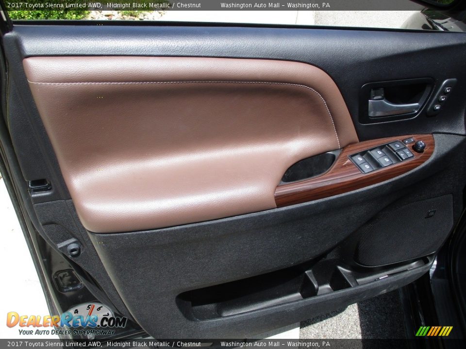 2017 Toyota Sienna Limited AWD Midnight Black Metallic / Chestnut Photo #11