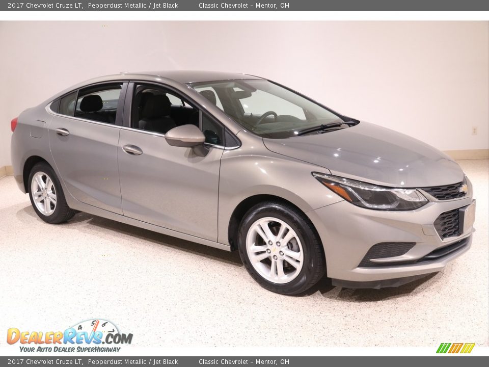 2017 Chevrolet Cruze LT Pepperdust Metallic / Jet Black Photo #1