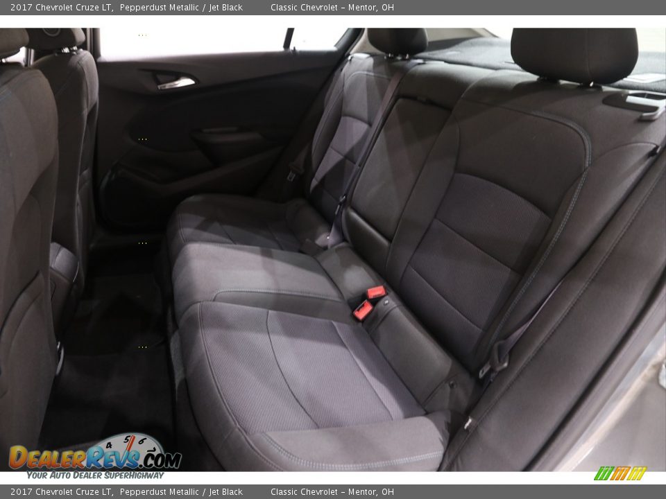 2017 Chevrolet Cruze LT Pepperdust Metallic / Jet Black Photo #16