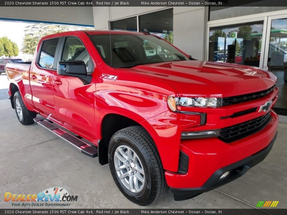 2020 Chevrolet Silverado 1500 RST Crew Cab 4x4 Red Hot / Jet Black Photo #2