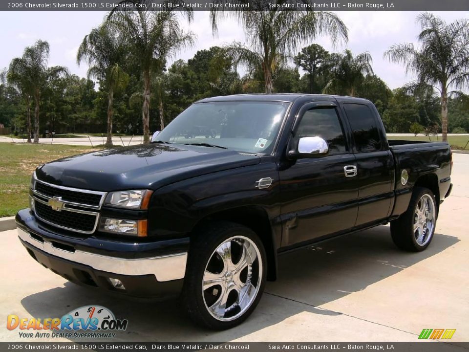 2006 Chevrolet Silverado 1500 LS Extended Cab Dark Blue Metallic / Dark Charcoal Photo #7