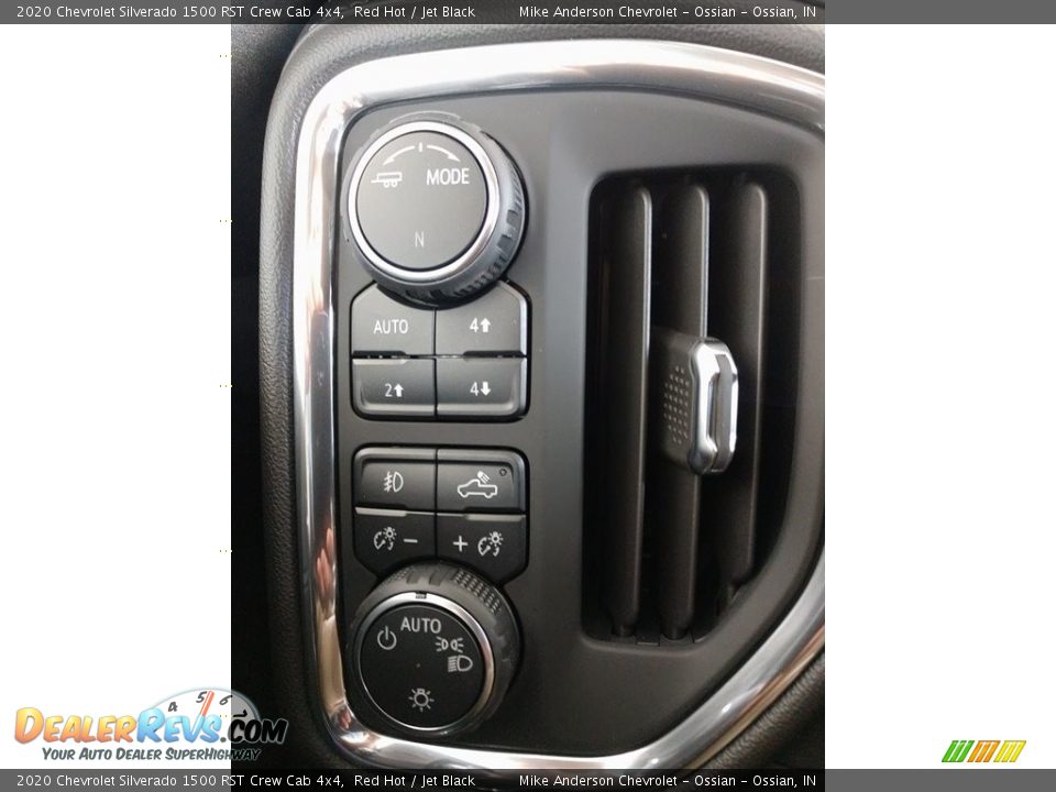 2020 Chevrolet Silverado 1500 RST Crew Cab 4x4 Red Hot / Jet Black Photo #30