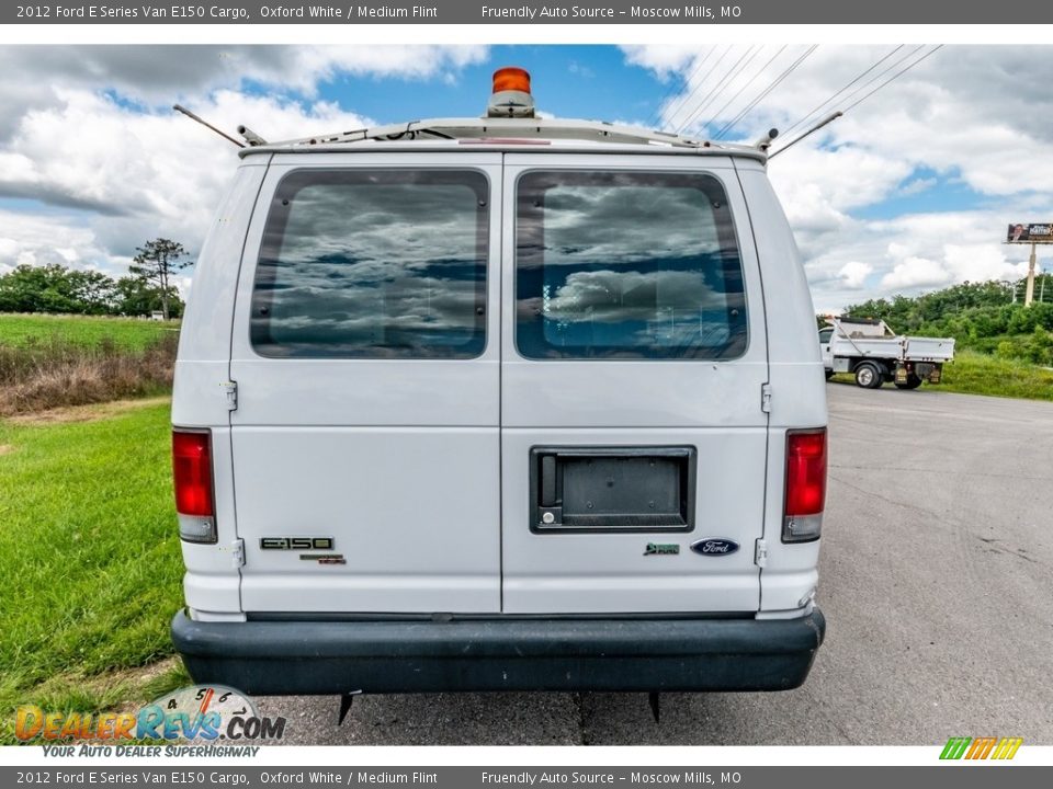 2012 Ford E Series Van E150 Cargo Oxford White / Medium Flint Photo #5