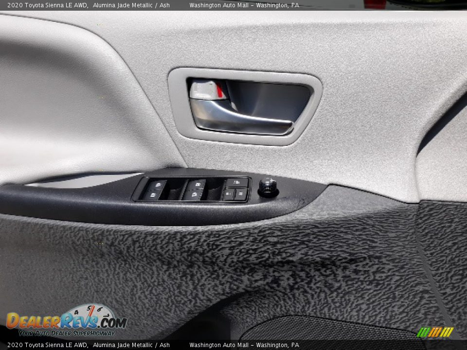2020 Toyota Sienna LE AWD Alumina Jade Metallic / Ash Photo #13