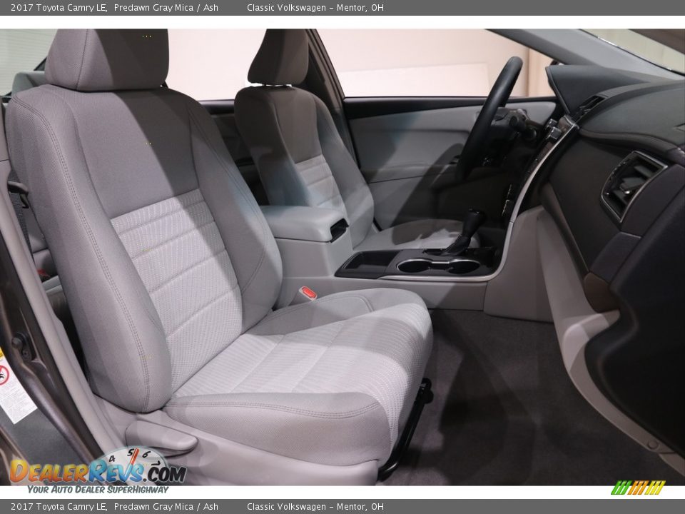 2017 Toyota Camry LE Predawn Gray Mica / Ash Photo #13