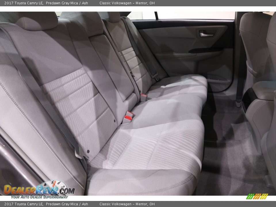 2017 Toyota Camry LE Predawn Gray Mica / Ash Photo #14