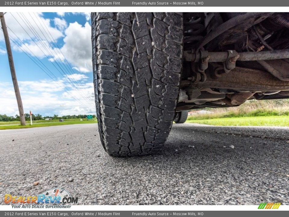 2012 Ford E Series Van E150 Cargo Oxford White / Medium Flint Photo #11