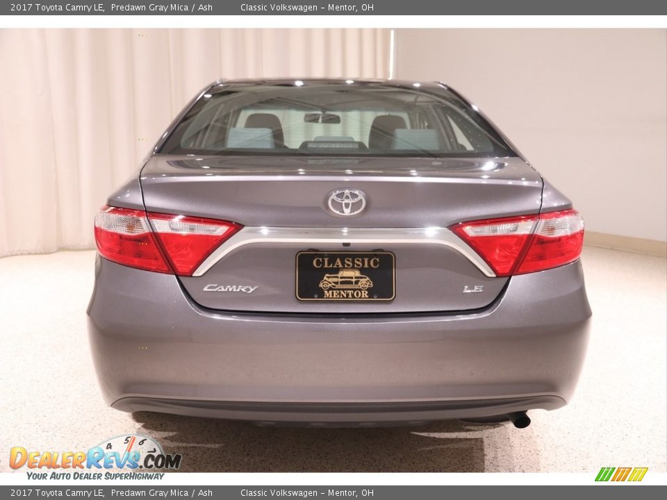 2017 Toyota Camry LE Predawn Gray Mica / Ash Photo #16