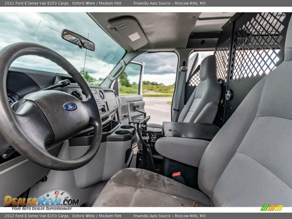 2012 Ford E Series Van E150 Cargo Oxford White / Medium Flint Photo #18
