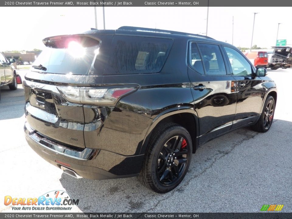 2020 Chevrolet Traverse Premier AWD Mosaic Black Metallic / Jet Black Photo #4