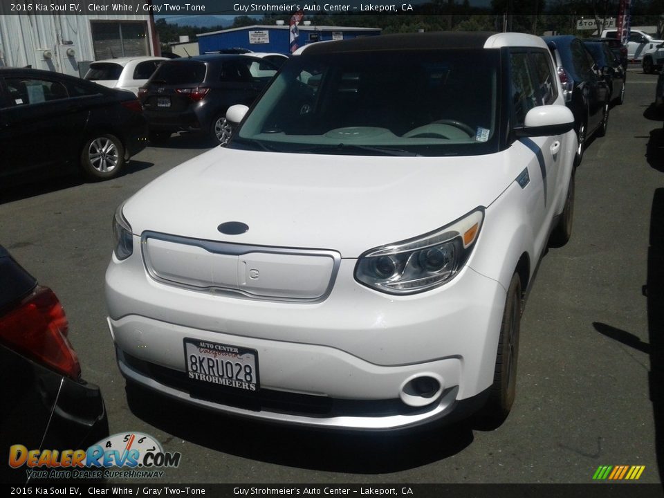 Front 3/4 View of 2016 Kia Soul EV Photo #5