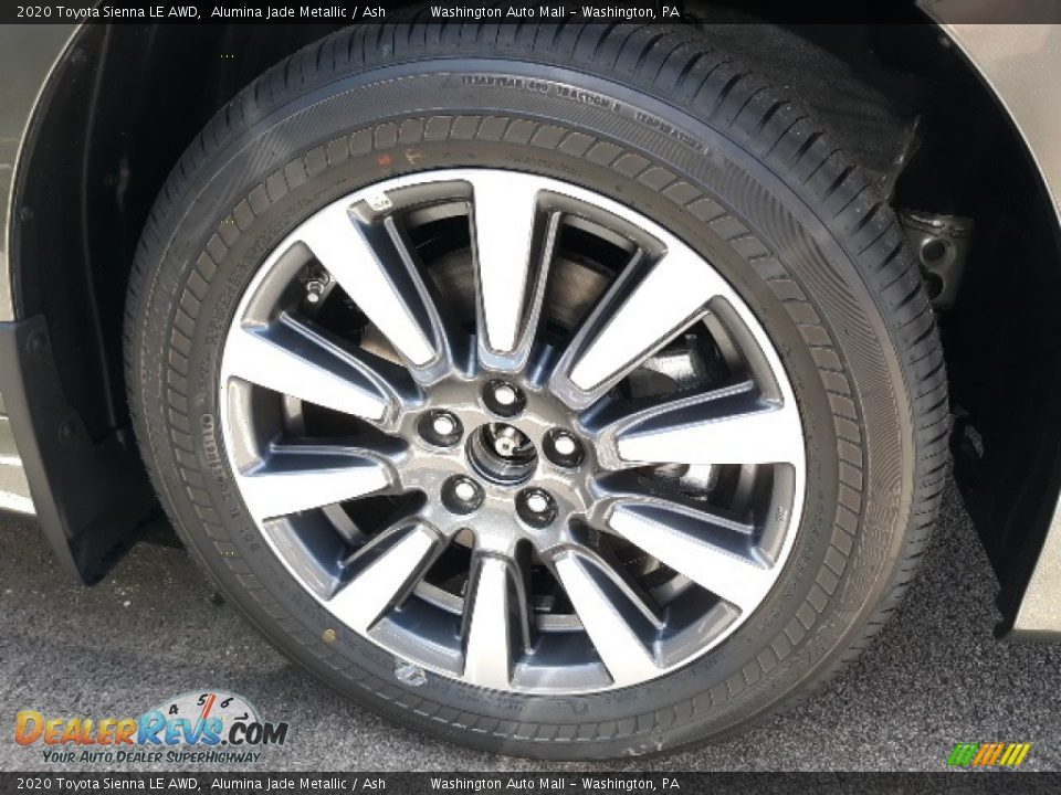 2020 Toyota Sienna LE AWD Alumina Jade Metallic / Ash Photo #32