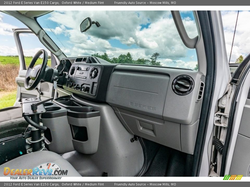 2012 Ford E Series Van E150 Cargo Oxford White / Medium Flint Photo #29