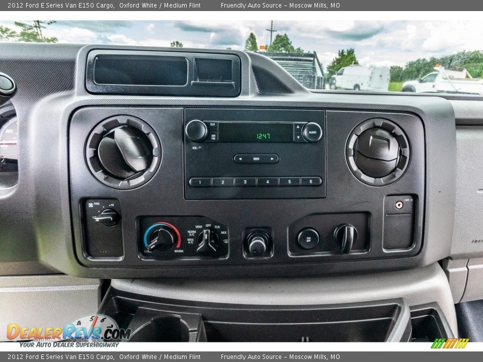 2012 Ford E Series Van E150 Cargo Oxford White / Medium Flint Photo #33